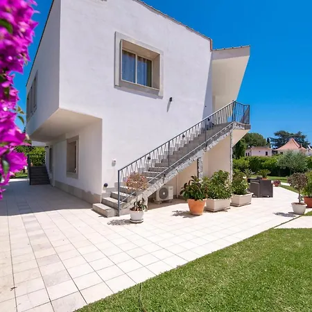 Venera Apartament Fontane Bianche